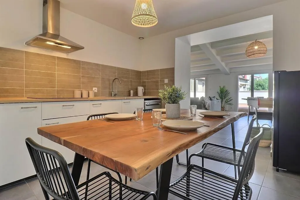 Apartament Le Cedre - Baby-Foot Valence  Francja